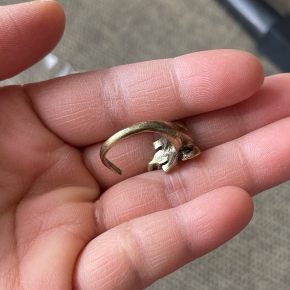 NWOT Animal Wrap Ring - Elephant- Yellow Bronze Adjustable Ring Best Fit Sz 6-8 - Picture 6 of 9